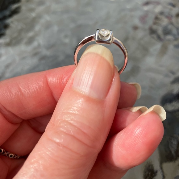 18kt White Gold Diamond tensor Ring 5.5 size - Picture 12 of 14